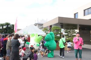 里庄町産業文化祭の会場内の様子