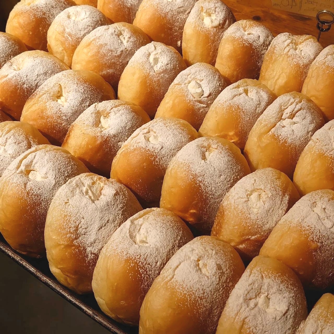 ソルベーカリー-大人のクリームパン